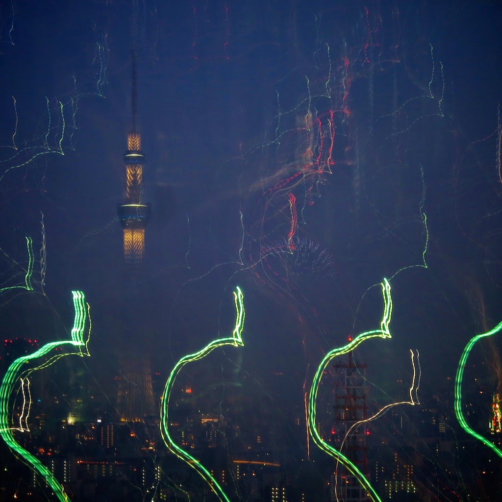 4aad2-magicalthingshappenwhenyouforgettouseyourtripod